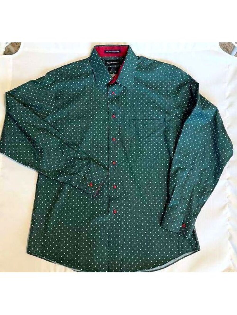 16/35 Christmas Tree Shirt Green Tailored Fit Non-Iron NWOT Paul Fredrick